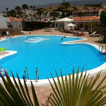 Apartament Island Village